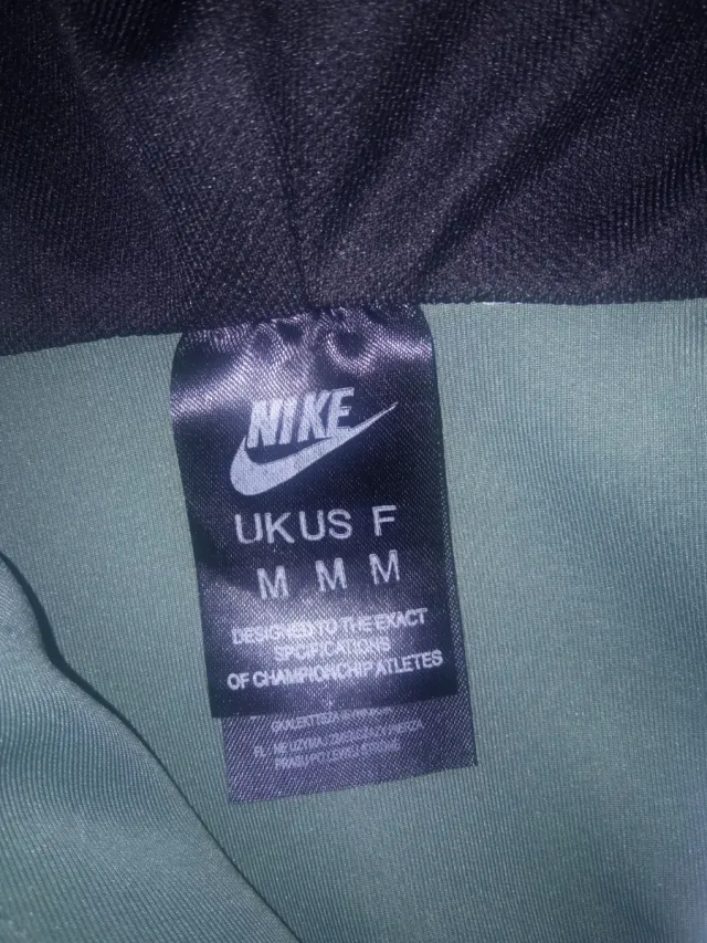 Chándal Nike niño verde y negro