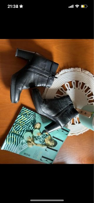 Botines negros de piel