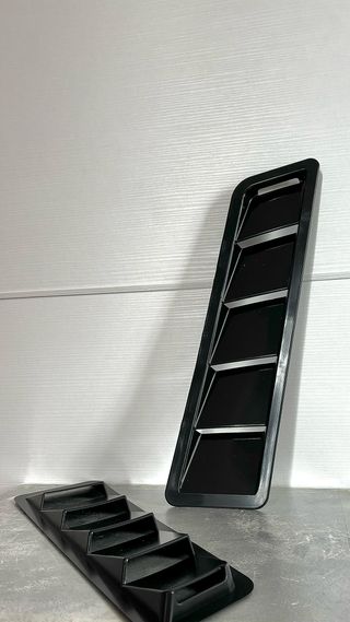 Griglie nere universali per auto