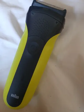 Afeitadora Eléctrica Braun