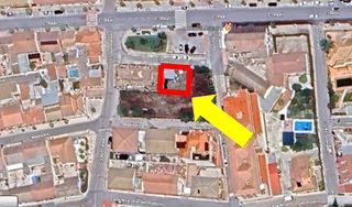 Parcela urbana en Láchar