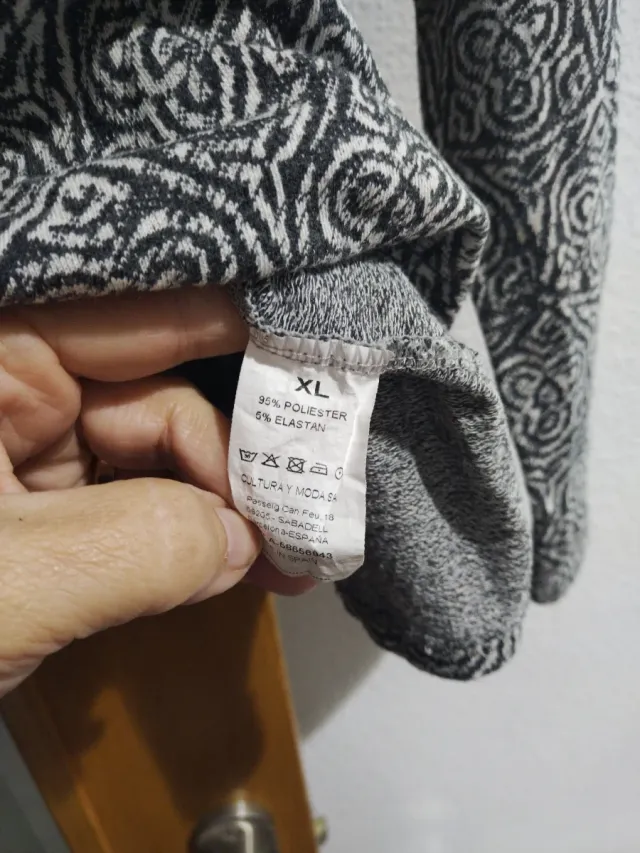 Blusa Tentazioni cuello pico estampado