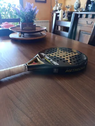 Pala de pádel Starvie Metheora Warrior