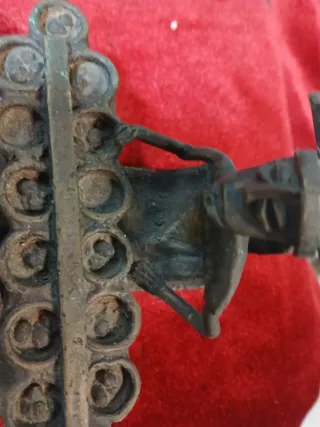 Bronce antiguo figura decorativa