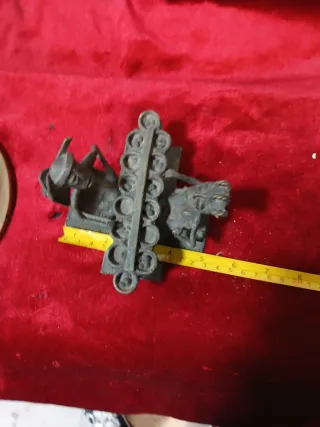 Bronce antiguo figura decorativa