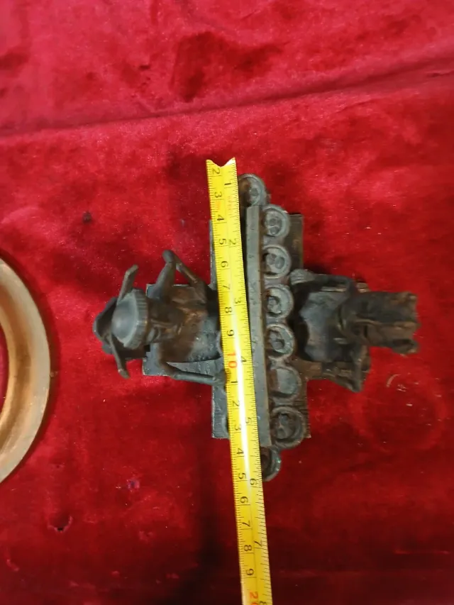 Bronce antiguo figura decorativa