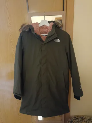 Parka The North Face verde talla XL niña
