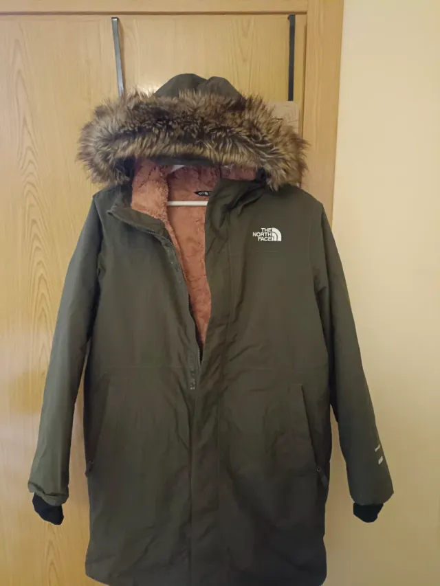 Parka The North Face verde talla XL niña