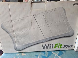 Nintendo Wii Fit Plus Juego Fitness
