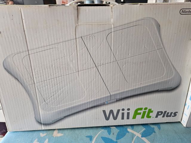 Nintendo Wii Fit Plus Juego Fitness