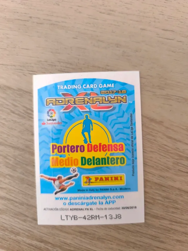 Carta Invencible Adrenalyn 2017-18