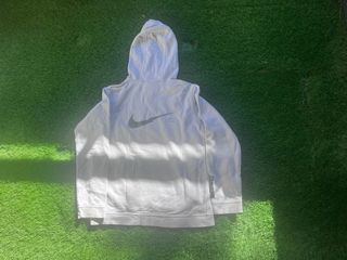 Sudadera Nike con capucha blanca