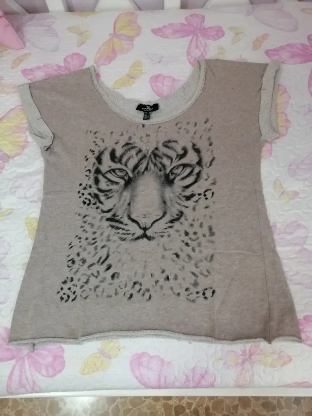 Sudadera estampado tigre frontal