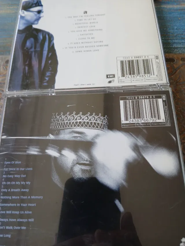 2 CDs Paul Carrack - Beautiful World & Blue Views