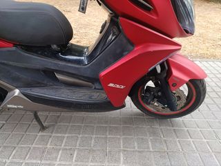 Kymco K-XCT 300