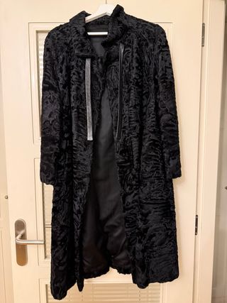 Abrigo Largo Astracán Negro