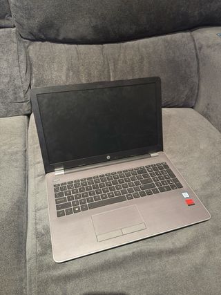Portátil HP 15,6 gris plata