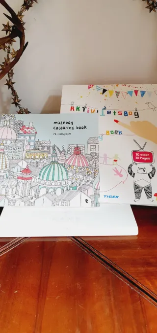 2 album da colorare interattivi