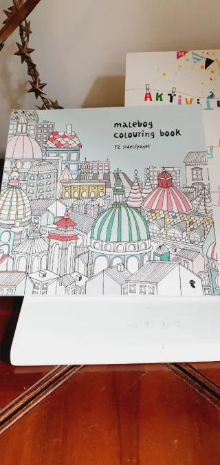 2 album da colorare interattivi