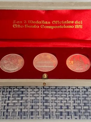 3 Medallas Año Santo Compostelano 1976