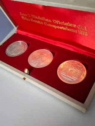 3 Medallas Año Santo Compostelano 1976