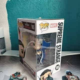 Funko Pop Supreme Strange 1005