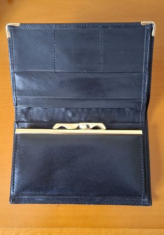 Cartera/Monedero en piel negro.