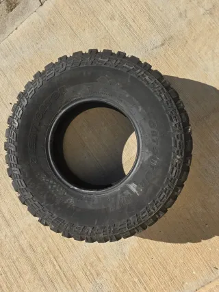 4 Neumáticos 37x12.50R17LT