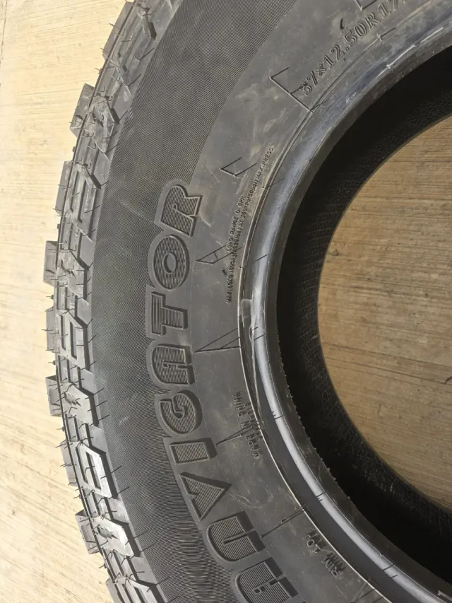 4 Neumáticos 37x12.50R17LT