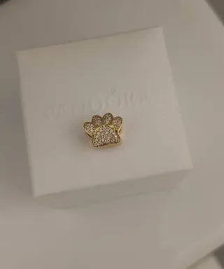 Charm Pata Perro Pandora Baño Oro Circonitas