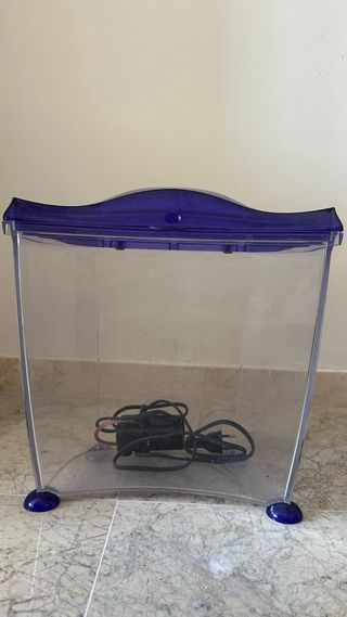 Pecera grande con filtro