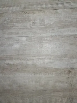 Suelo vinilo imitación parquet abedul TOTAL 30 €