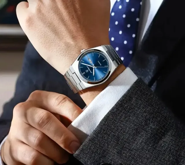 Reloj Poedagar Cuarzo Azul y Plateado