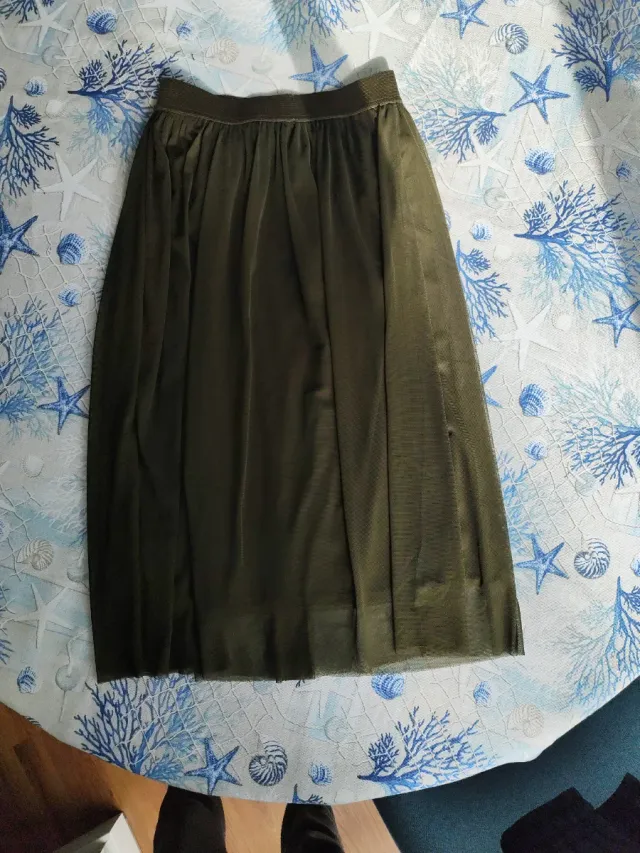 Falda gasa Stradivarius talla única verde