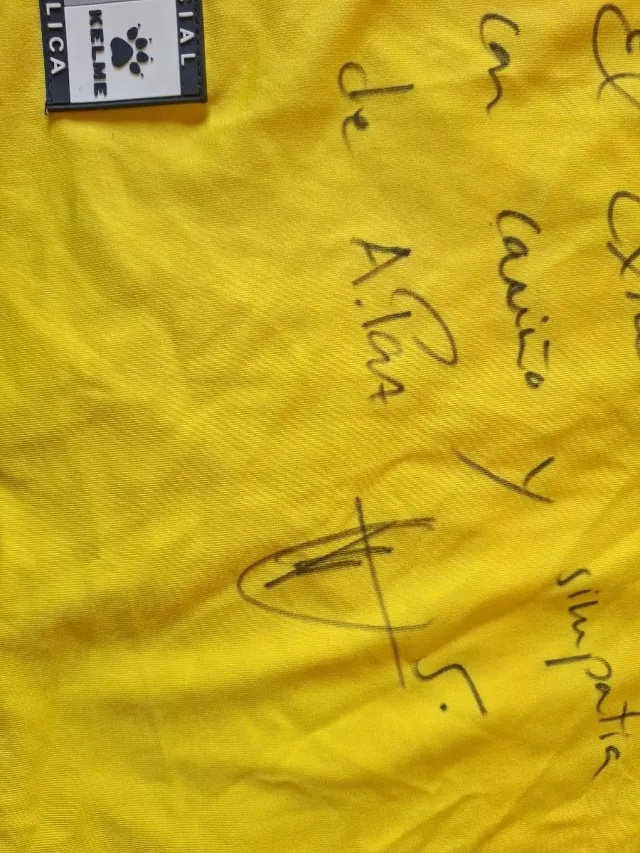 Camiseta Cádiz CF Antigua Firmada por Jugador