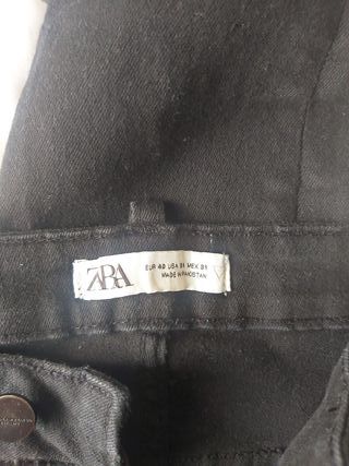 Pantalón vaquero negro niño T 40