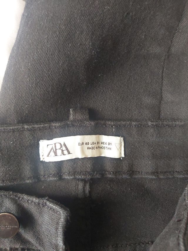 Pantalón vaquero negro niño T 40