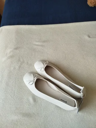 Bailarinas beige con lazo