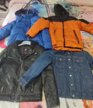 Lote cazadoras niño, talla 146 centímetros.