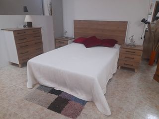 Dormitorio completo con colchón