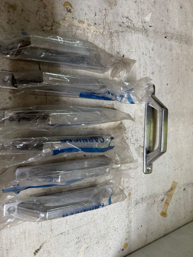 Asas puerta aluminio