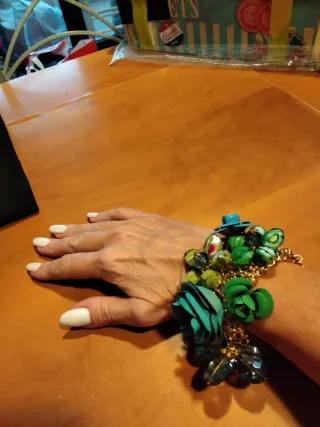 Bracciale donna con fiori e perle