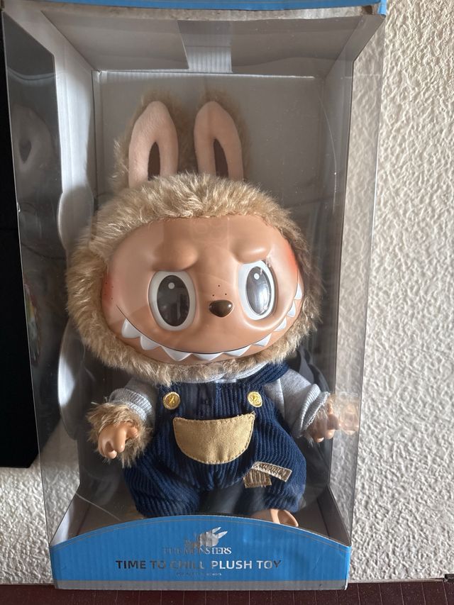 Labubu Original Grande 37 cm