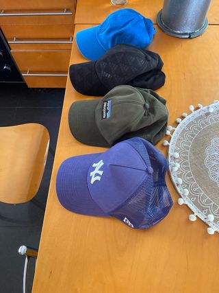 Lote Gorra Adidas y LA Dodgers