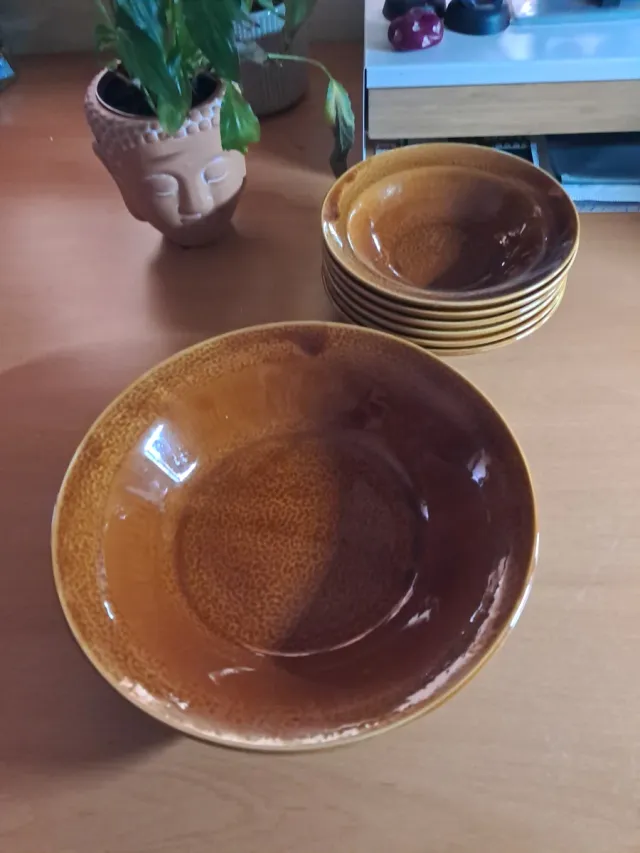 Juego de 6 Platos de Postre de Cerámica Marrón