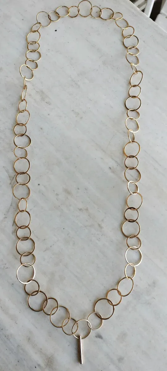 Collar bañado en oro con eslabones