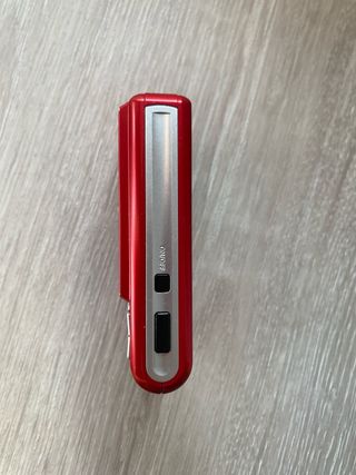 Cámara Digital Olympus T-100 Roja