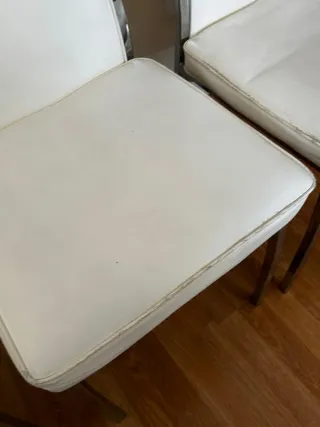 Juego de 4 sillas de comedor blancas