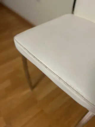 Juego de 4 sillas de comedor blancas