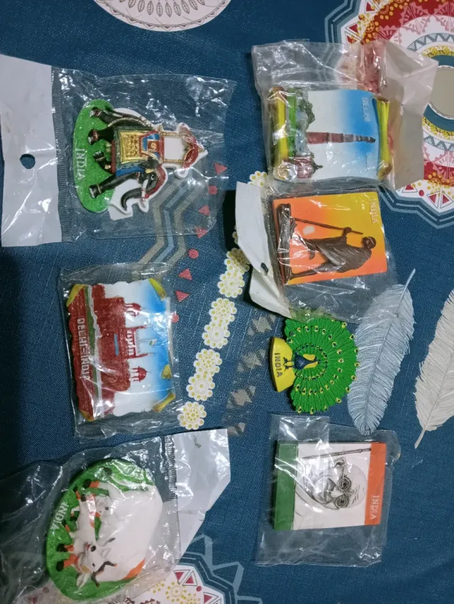 7 imanes de la India Relieve ñ